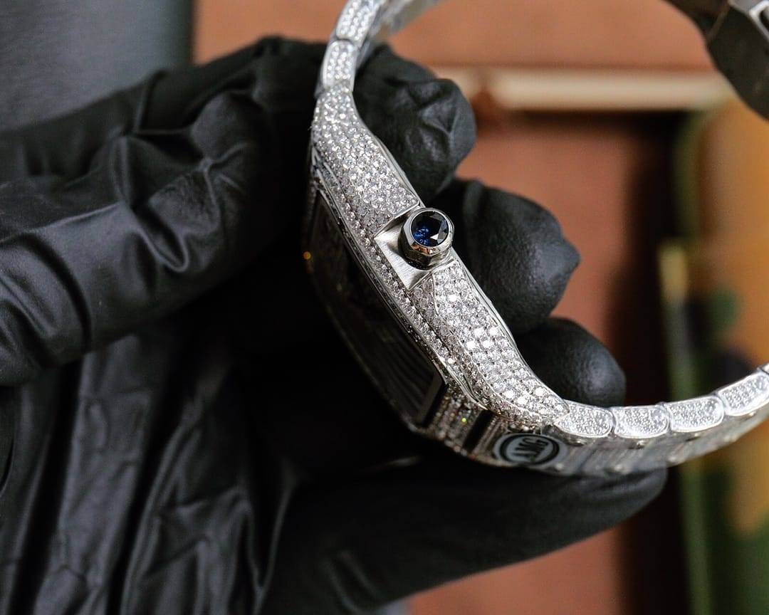 Cartier Santos Moissanite Watch 40mm Black Roman Dial