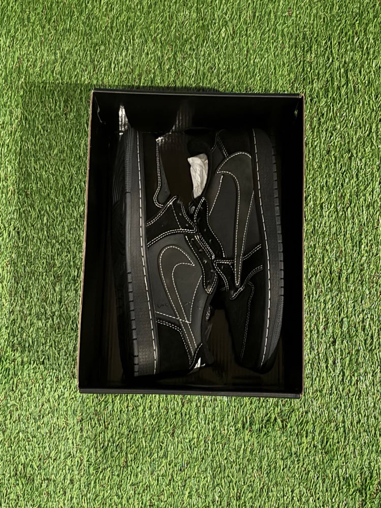 Jordan 1 Travis Scott Black Phantoms